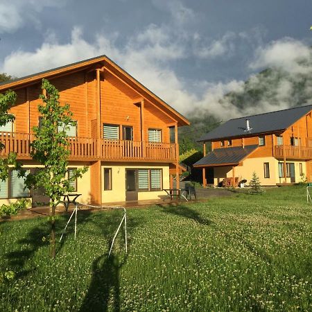 Les Chalets Fleurs De France - Kota Saint-Dalmas Eksteriør billede